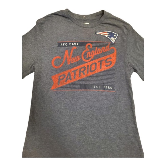 NFL Apparel New England Patriots Tee Size Medium Blue/Red - Picture 3 of 4
